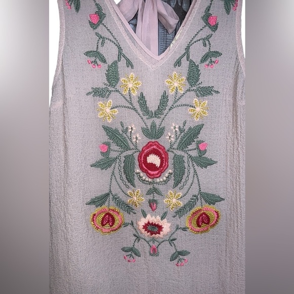 {Like New Entro Embroidered Pink Tunic Small} - Picture 2 of 5